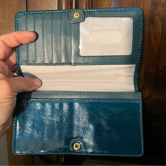 Authentic Coach teal patent leather wristlet/wallet/clutch signature C pattern - Picture 2 of 3